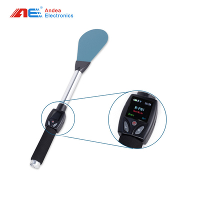 UHF RFID Pembaca Bluetooth Penulis ISO18000-6C EPC Gen2 dengan WIFI USB Komunikasi Layar LCD untuk Persediaan